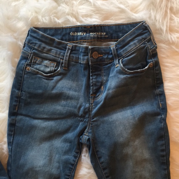 Old Navy Rockstar mid-rise skinny pants/ jeans - Picture 2 of 8